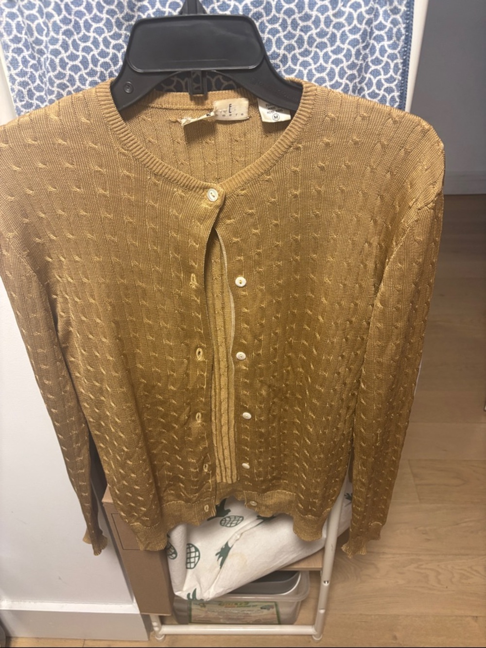 Gorgeous Vintage TSE Cashmere Classic Cable-Knit Crewneck Cardigan - Mustard!